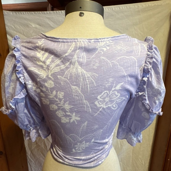 Anthropologie ruffled puff sleeve crop top, XS - Picture 8 of 12